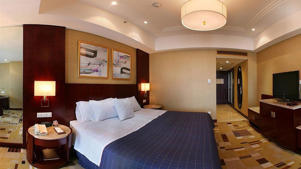 Sheraton Guiyang Hotel Bagian luar foto